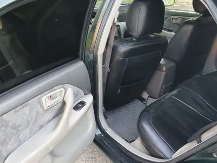 Toyota Camry 2000 года за 3 100 000 тг. в Усть-Каменогорск – фото 15