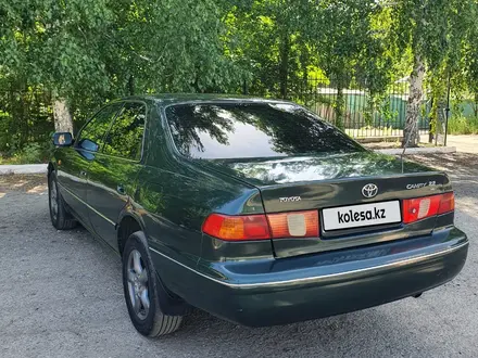 Toyota Camry 2000 года за 3 100 000 тг. в Усть-Каменогорск – фото 6
