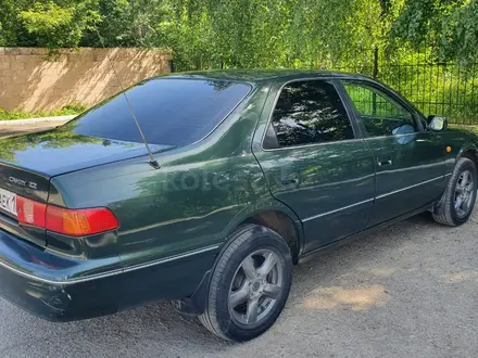 Toyota Camry 2000 года за 3 100 000 тг. в Усть-Каменогорск – фото 8