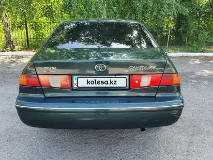 Toyota Camry 2000 года за 3 100 000 тг. в Усть-Каменогорск – фото 7