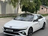 Hyundai Elantra 2023 года за 7 800 000 тг. в Шымкент