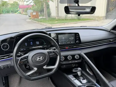 Hyundai Elantra 2023 года за 7 800 000 тг. в Шымкент – фото 6