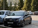 Chevrolet Cruze 2013 года за 2 700 000 тг. в Уральск – фото 2