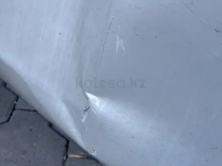 Дверь багажника Toyota Land Cruiser Prado J250 за 120 000 тг. в Караганда – фото 4