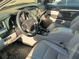 Toyota Highlander 2016 года за 16 000 000 тг. в Астана – фото 2