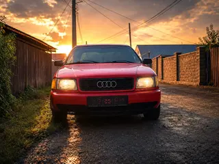Audi 100