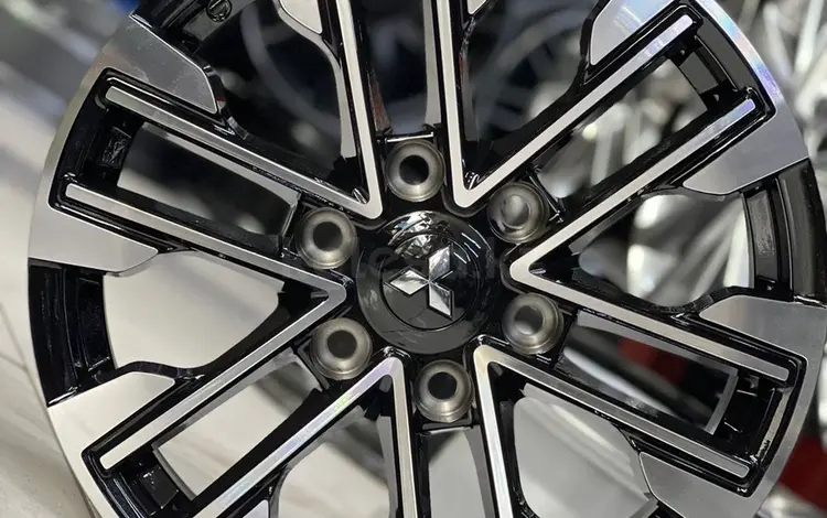 Диски Митсубиси Паджеро за 260 000 тг. в Алматы