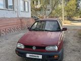 Volkswagen Golf 1993 годаүшін500 000 тг. в Сатпаев