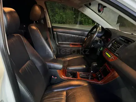 Toyota Camry 2004 года за 6 200 000 тг. в Алматы – фото 13