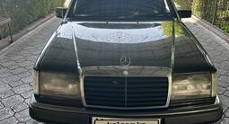 Mercedes-Benz E 200 1991 года за 2 550 000 тг. в Шымкент