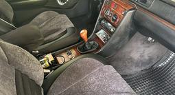 Mercedes-Benz E 200 1991 года за 2 550 000 тг. в Шымкент – фото 5