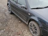 Volkswagen Golf 2002 года за 2 500 000 тг. в Астана – фото 2