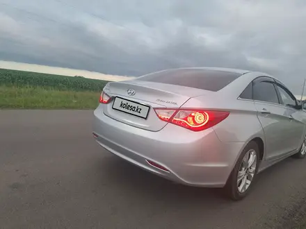 Hyundai Sonata 2010 года за 6 000 000 тг. в Петропавловск – фото 12