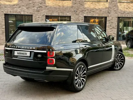 Land Rover Range Rover 2018 года за 48 500 000 тг. в Алматы – фото 7