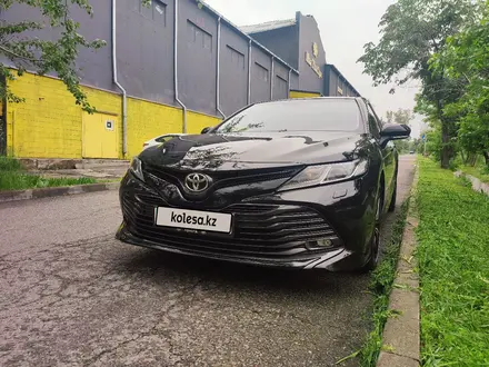 Toyota Camry 2020 года за 13 800 000 тг. в Алматы – фото 40