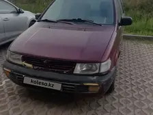 Mitsubishi Space Wagon, 1995