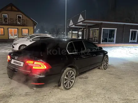 Skoda Superb 2014 года за 7 000 000 тг. в Алматы – фото 5