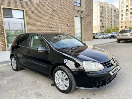 Volkswagen Golf 2005 года за 3 800 000 тг. в Алматы – фото 36