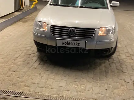 Volkswagen Passat 2003 года за 2 500 000 тг. в Кызылорда – фото 2