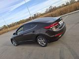 Hyundai Elantra 2018 годаfor8 088 000 тг. в Костанай – фото 2