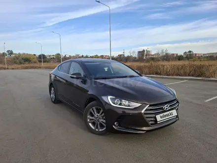 Hyundai Elantra 2018 года за 8 100 000 тг. в Костанай