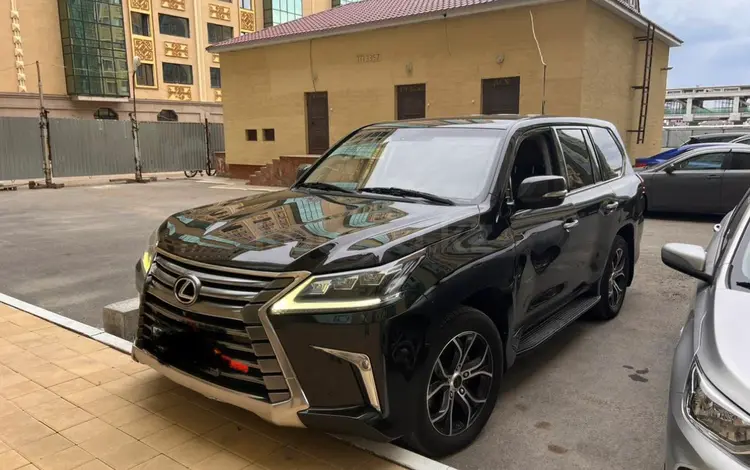 Lexus LX 450 2016 годаүшін33 000 000 тг. в Алматы