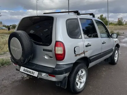 Chevrolet Niva 2004 года за 1 100 000 тг. в Караганда – фото 4