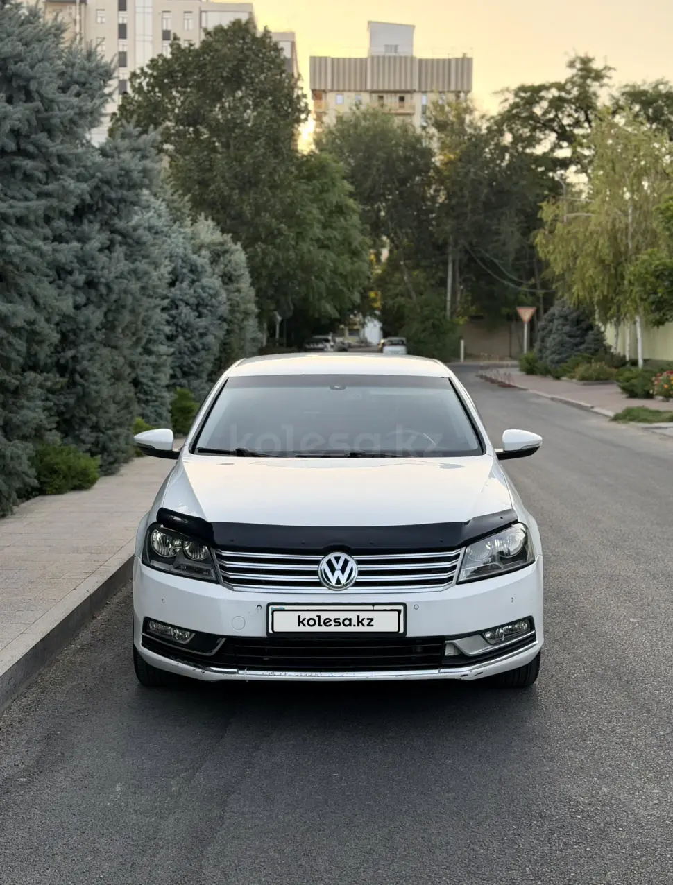 Volkswagen Passat, 2011