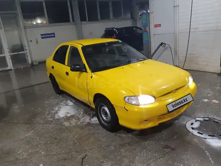 Hyundai Accent 1998 года за 656 565 тг. в Астана – фото 2