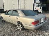 Mercedes-Benz E 55 AMG 1996 года за 3 500 000 тг. в Алматы