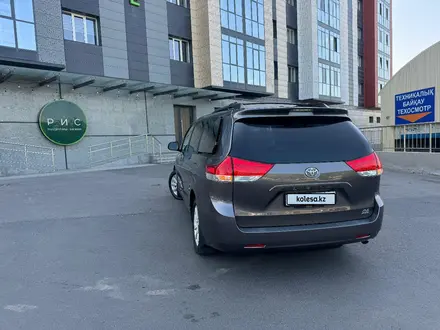 Toyota Sienna 2013 года за 11 300 000 тг. в Алматы – фото 19