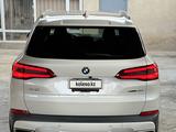 BMW X5 2019 года за 29 500 000 тг. в Шымкент