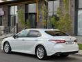 Toyota Camry 2021 годаfor16 500 000 тг. в Караганда – фото 2