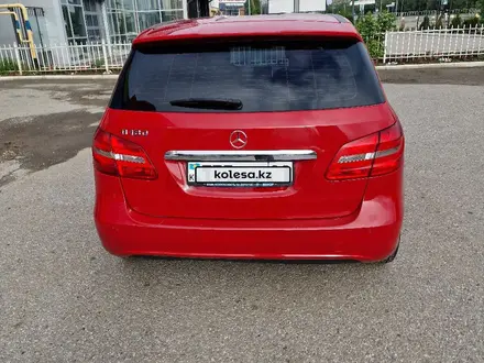 Mercedes-Benz B 180 2013 года за 5 000 000 тг. в Актобе – фото 6