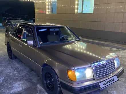 Mercedes-Benz E 230 1990 года за 1 600 000 тг. в Алматы – фото 14