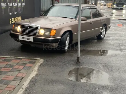 Mercedes-Benz E 230 1990 года за 1 600 000 тг. в Алматы – фото 6