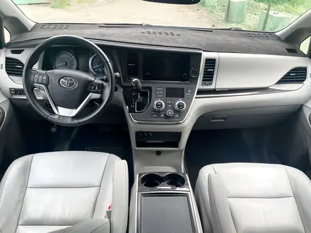 Toyota Sienna 2016 года за 14 700 000 тг. в Алматы – фото 9