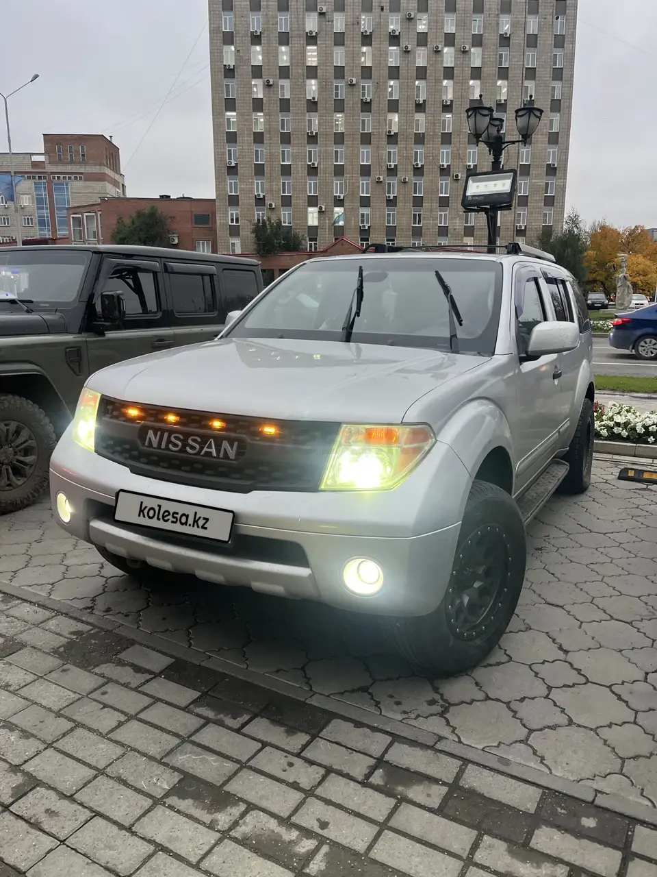 Nissan Pathfinder, 2005