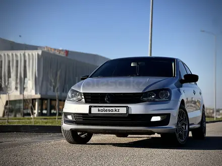 Volkswagen Polo 2015 года за 5 900 000 тг. в Шымкент – фото 2