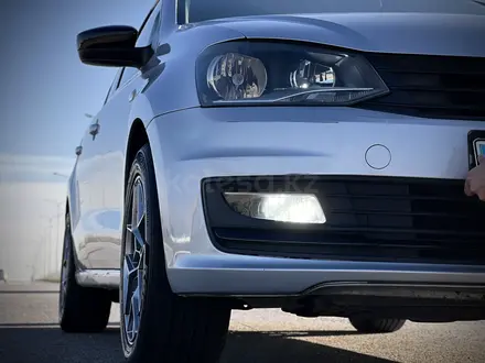Volkswagen Polo 2015 года за 5 750 000 тг. в Шымкент – фото 6