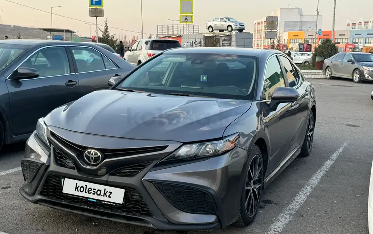 Toyota Camry 2021 годаүшін15 500 000 тг. в Алматы