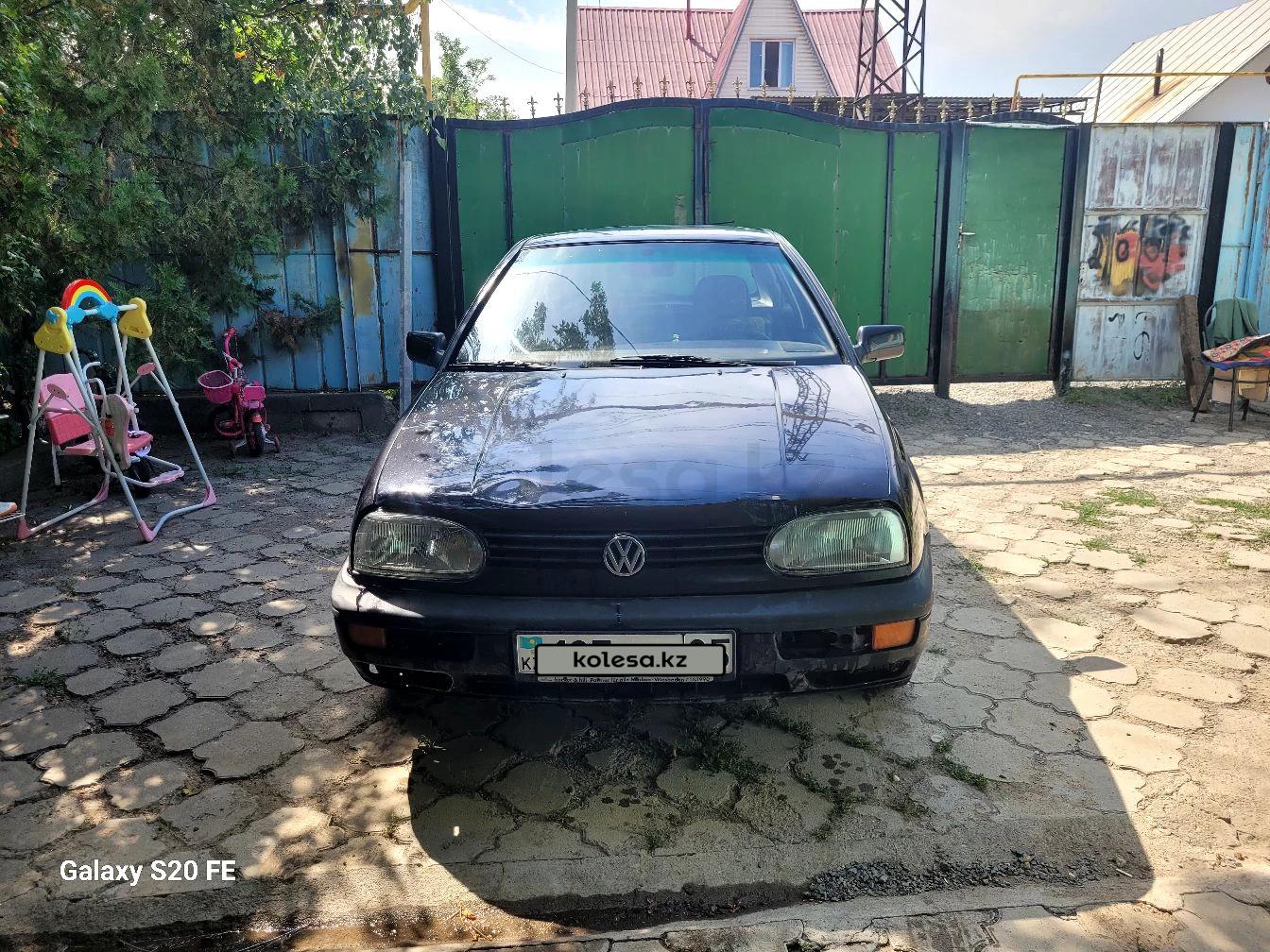 Volkswagen Golf 1993 г.