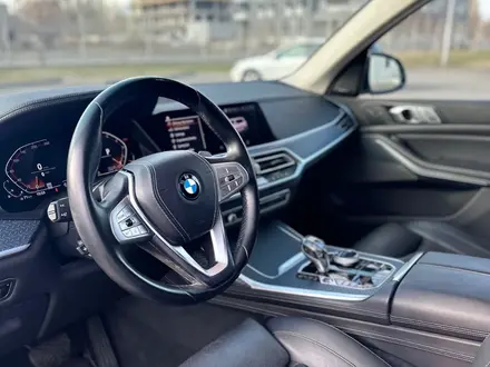 BMW X7 2019 года за 28 000 000 тг. в Алматы – фото 10