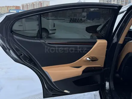Lexus ES 250 2023 года за 25 000 000 тг. в Астана – фото 11