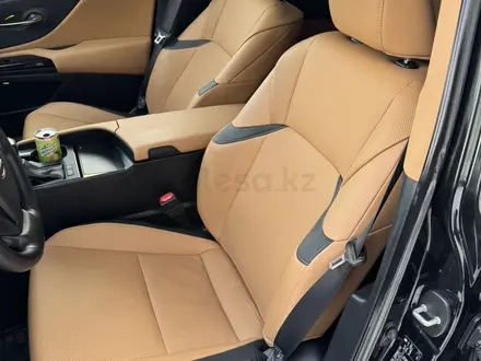 Lexus ES 250 2023 года за 25 000 000 тг. в Астана – фото 15