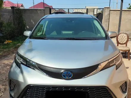 Toyota Sienna 2021 года за 25 500 000 тг. в Алматы – фото 3