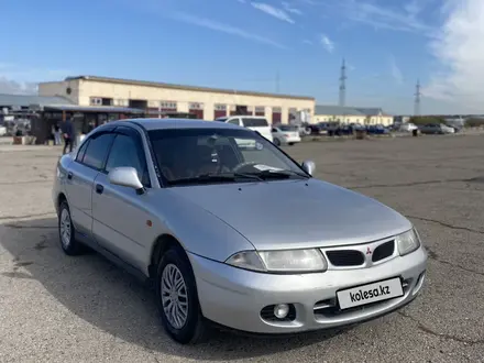 Mitsubishi Carisma 1995 года за 1 600 000 тг. в Тараз – фото 2