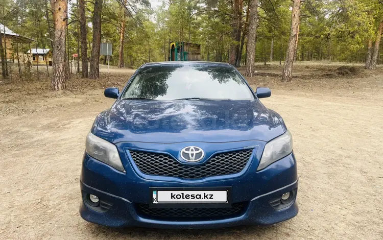 Toyota Camry 2011 года за 6 100 000 тг. в Семей
