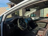 Volkswagen Viloran 2020 годаүшін12 500 000 тг. в Шымкент – фото 2
