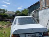 Mercedes-Benz E 230 1991 годаүшін560 000 тг. в Алматы – фото 3